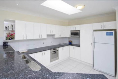Magnus Pines, Unit 10/52 Magnus Street - Accommodation Cooktown 6