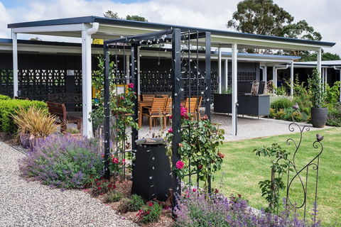 Granite Belt Motel - Accommodation Cooktown 2