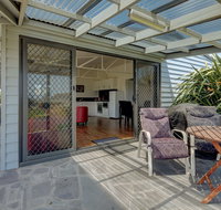 Lagoons Bay Garden Pavillion 1 - Accommodation Cooktown