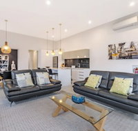 Chimneys on Bank - Accommodation Cooktown