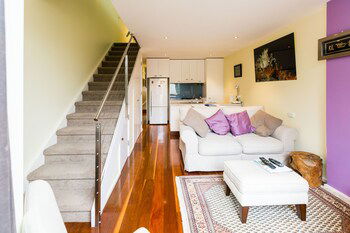 ALEXANDER, 2BDR South Melbourne House - Accommodation Cooktown 0