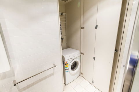 WESLEY, 2BDR Carlton Apartment - Accommodation Cooktown 0