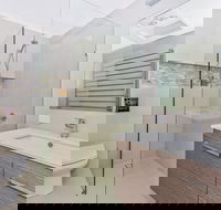 Sunrise on Seaview - Accommodation Cooktown