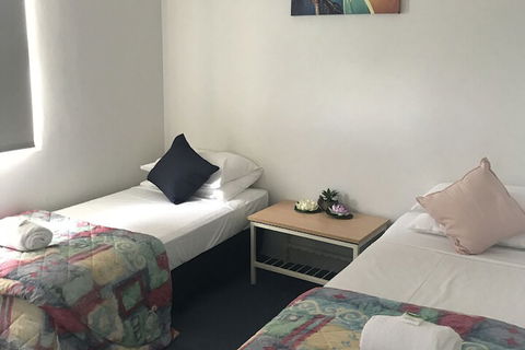 Tin Can Bay Budget Accommodation - Accommodation Cooktown 5