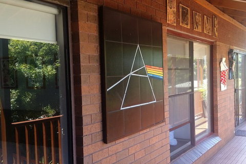 High On Penguin - Accommodation Cooktown 3