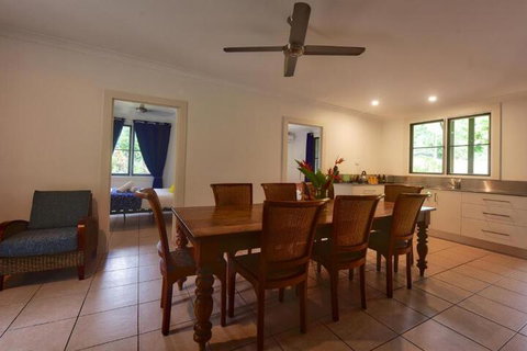 Daintree Rainforest Beach House - Accommodation Cooktown 2