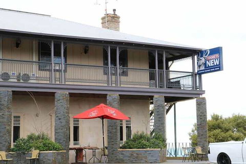 Hampton Halfway Hotel Motel - Accommodation Cooktown 3