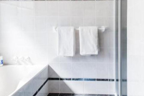 Ambience - Accommodation Cooktown 3