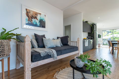 Yallingup Beach Home - Accommodation Cooktown 2