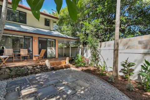 A PERFECT STAY - Mahogany Lodge - Accommodation Cooktown 0