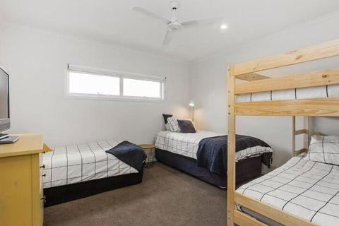 Sea View At Silver Sands - Accommodation Cooktown 6
