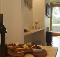 The Jonathan Art Centre - Accommodation Cooktown