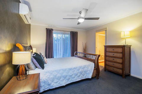 Anaheim Family Oasis - Accommodation Cooktown 3