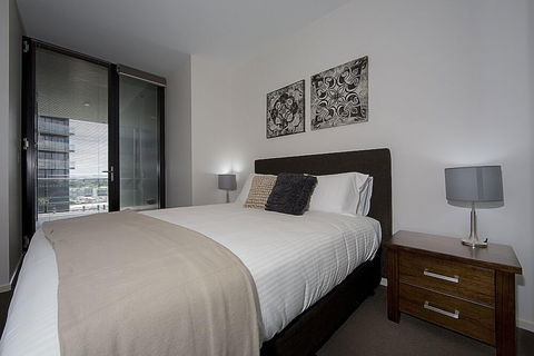 Accommodate Canberra - Manhattan - Accommodation Cooktown 2