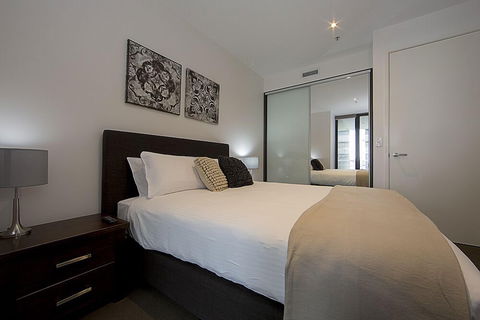 Accommodate Canberra - Manhattan - Accommodation Cooktown 0