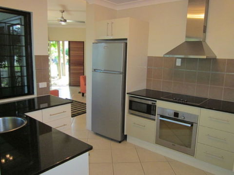 Hai Villa Port Douglas - Accommodation Cooktown 3