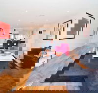 Bay Views Port Melbourne - Accommodation Cooktown