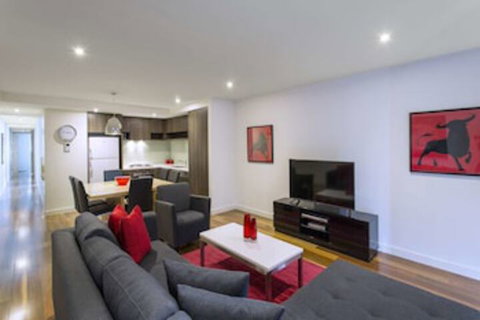 Bold & Beautiful In Brighton - Accommodation Cooktown 0
