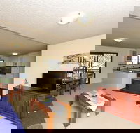 Shoreline Unit 2 / 1 Intrepid Close - Accommodation Cooktown