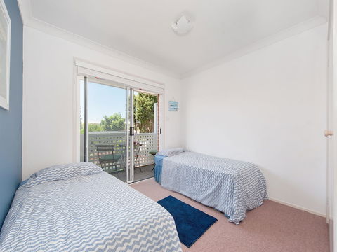 Reef Close Townhouse 3 7 - Accommodation Cooktown 5