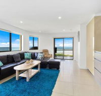 Shoreline Nine Penthouse With Ocean Views - Accommodation Cooktown