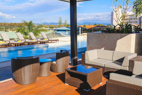 Iconic Kirra Beach Resort - Accommodation Cooktown 3