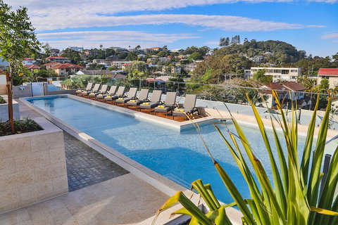 Iconic Kirra Beach Resort - Accommodation Cooktown 2