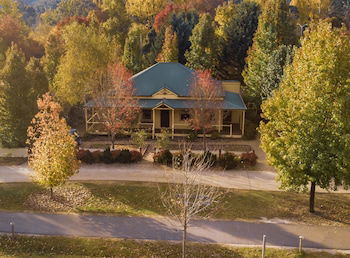 Autumn Beauty 3 - Accommodation Cooktown 0