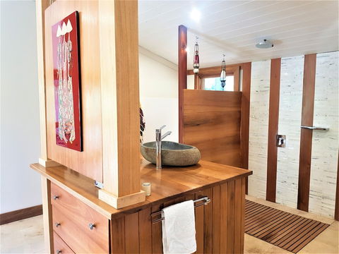 Palm Grove Rainforest Retreat - Accommodation Cooktown 3