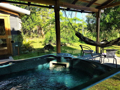 Palm Grove Rainforest Retreat - Accommodation Cooktown 6