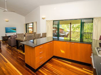 Casuarina 1 On Hamilton Island - Accommodation Cooktown 3