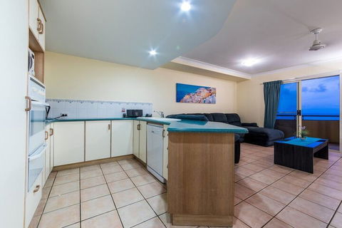 Views From Golden Orchid - Airlie Beach - Accommodation Cooktown 5