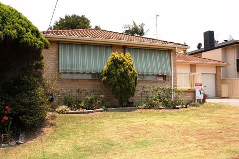 Beach Comber - Accommodation Cooktown 0