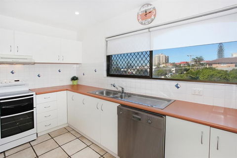 Unit 4 Cooltoro Court Coolum Beach - Accommodation Cooktown 4