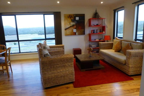 Hazards View Retreat - Accommodation Cooktown 2