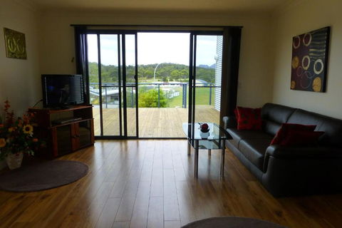 Hazards View Retreat - Accommodation Cooktown 4