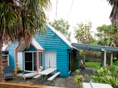 Affordable Twin Peaks 1 - Accommodation Cooktown 2