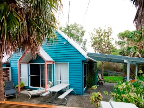 Affordable Twin Peaks 1 - Accommodation Cooktown 6