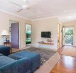 Middles Villa Manyana 02 - Accommodation Cooktown