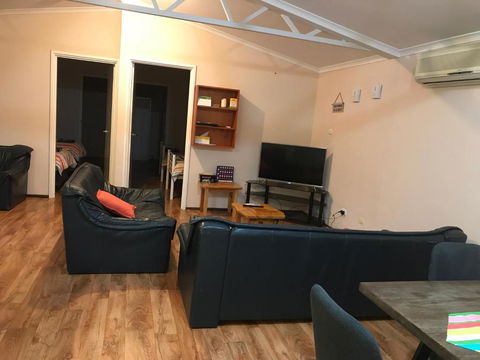 Sabai Accommodation - Accommodation Cooktown 4