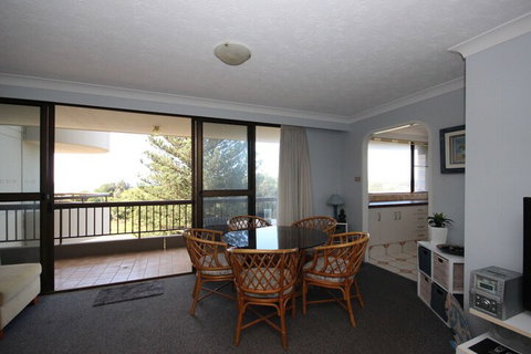 Pinnacle Unit 403 - Accommodation Cooktown 2