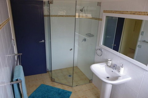 Gwydir Court 1 - Accommodation Cooktown 7