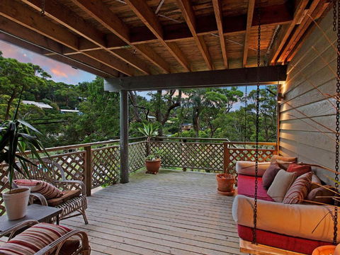 Copacabana Treehouse 36 Oceano Street Copacabana - Accommodation Cooktown 1