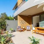 Boom 8 Boomerang Beach - Accommodation Cooktown 0