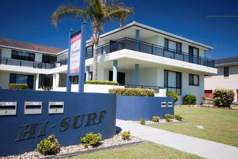 Hi Surf Unit 2 92 Head Street Forster - Accommodation Cooktown 4