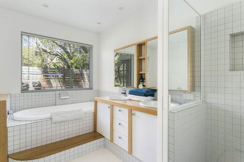 Amaranthine Abodes - Accommodation Cooktown 1