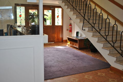 Blue Mountains Motel - Accommodation Cooktown 2