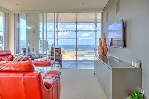 Beau Monde Apartments Newcastle - The York - Accommodation Cooktown 3