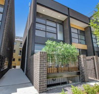 Accommodate Canberra - Parbery - Accommodation Cooktown