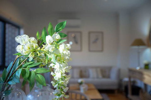 AUJOY 4 Bed Townhouse Burwood 2 - Accommodation Cooktown 7